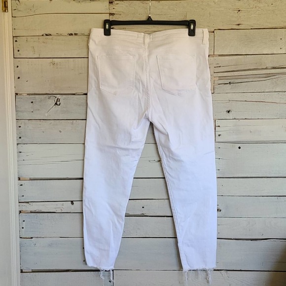 Vervet White Skinny Leg Jeans - Picture 5 of 6